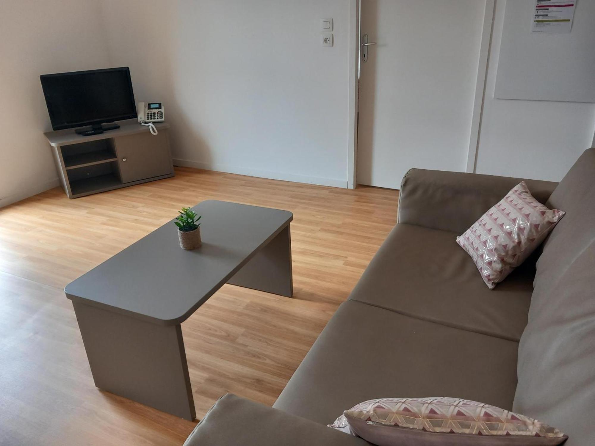 Residence Services Seniors Espace Et Vie Le Mans Esterno foto